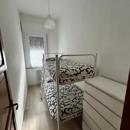 Sunflowers House Semesterbostad Punta Marina